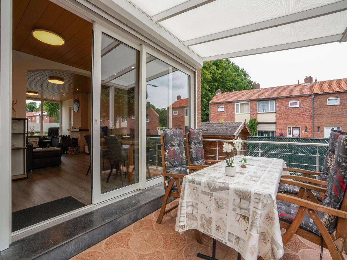 Terraced House In Kerkrade With A Garden Βίλα Εξωτερικό φωτογραφία